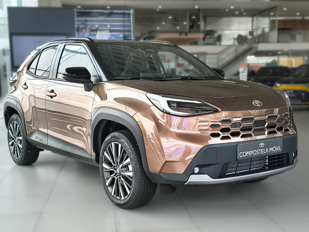 Nuevo Toyota Yaris Cross Bronze Maroc oferta en Toyota Compostela Móvil Concesionario Oficial Santiago de Compostela Galicia