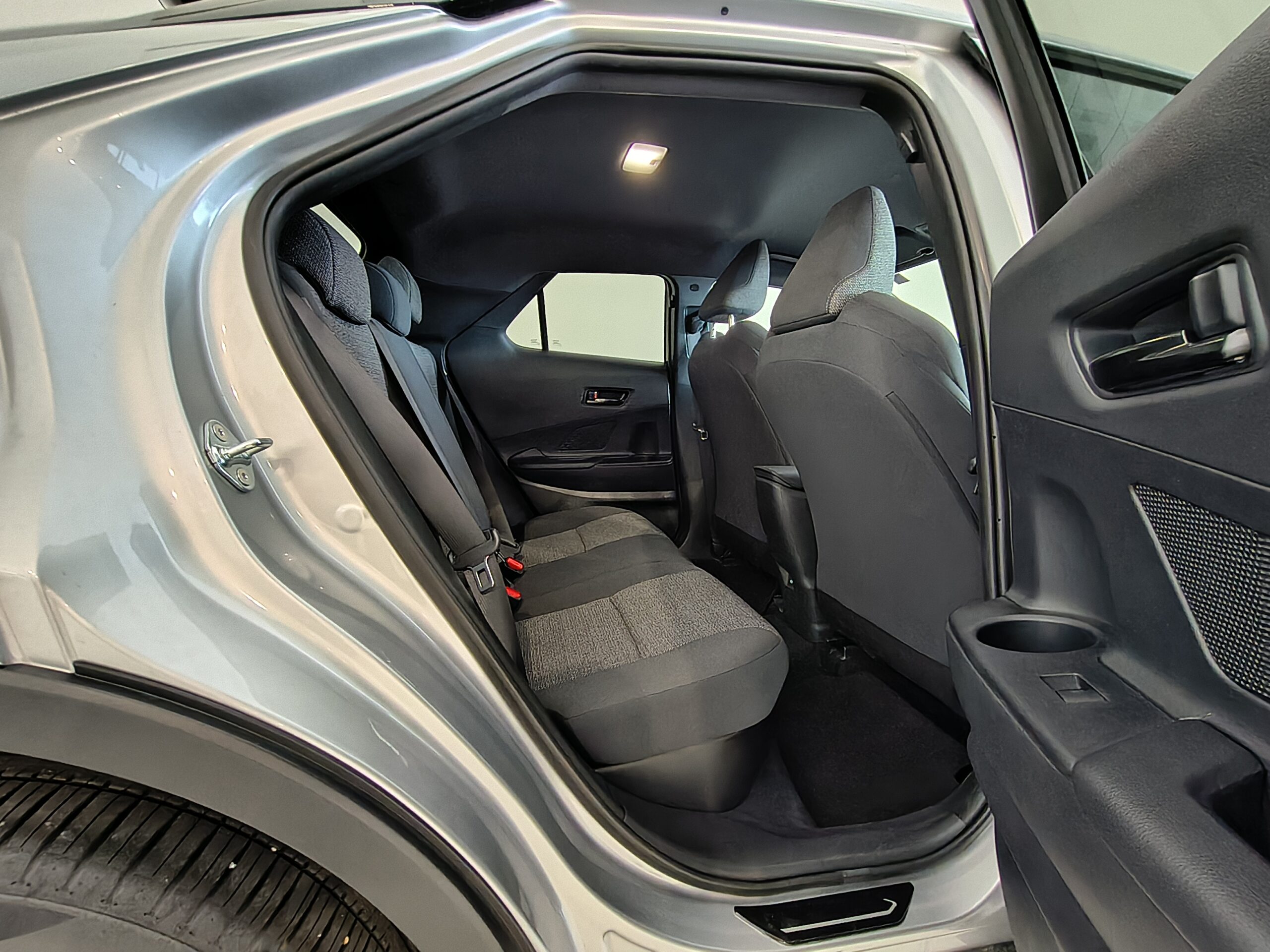 TOYOTA C-HR - Imagen 8