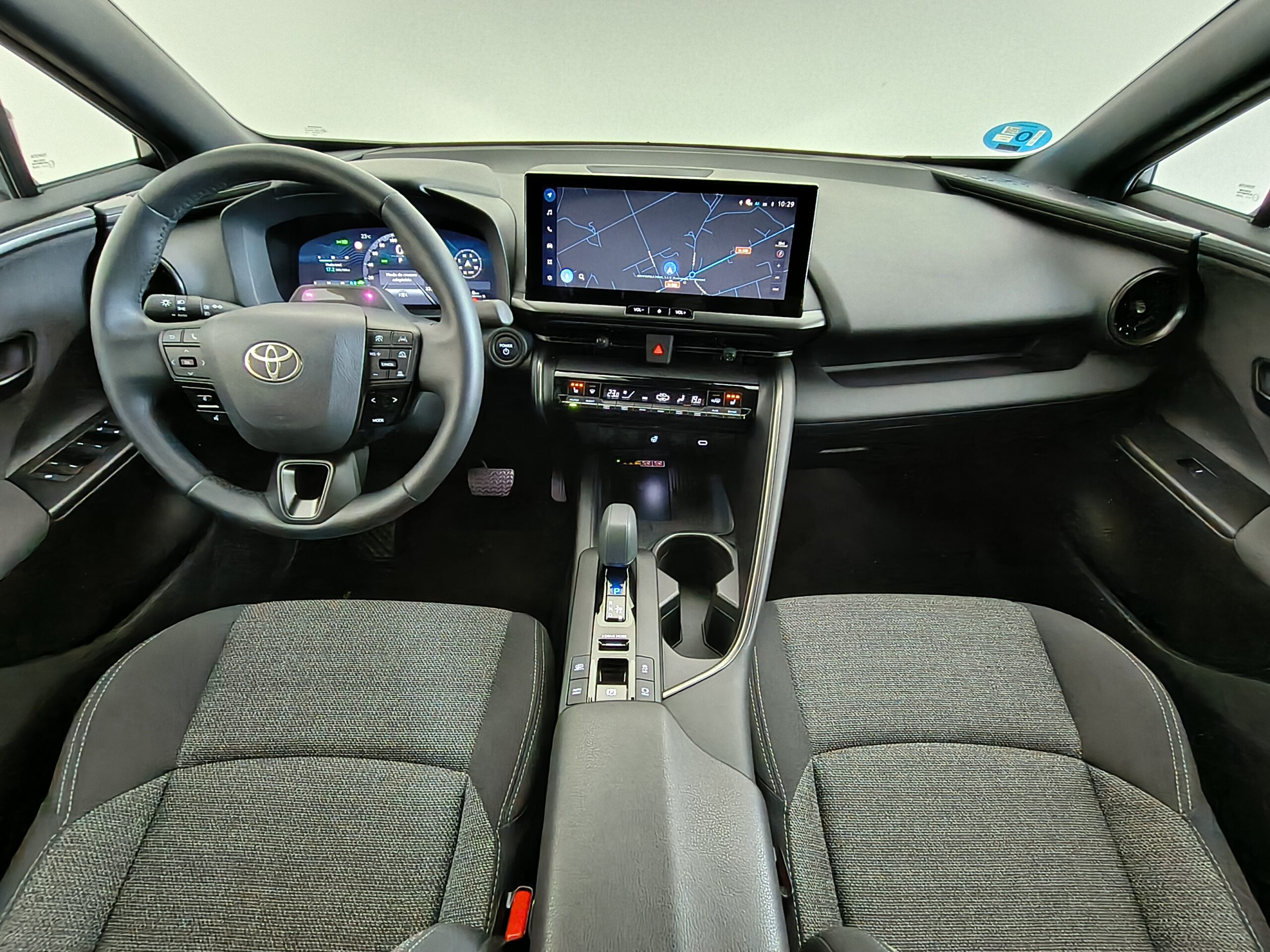 TOYOTA C-HR - Imagen 9