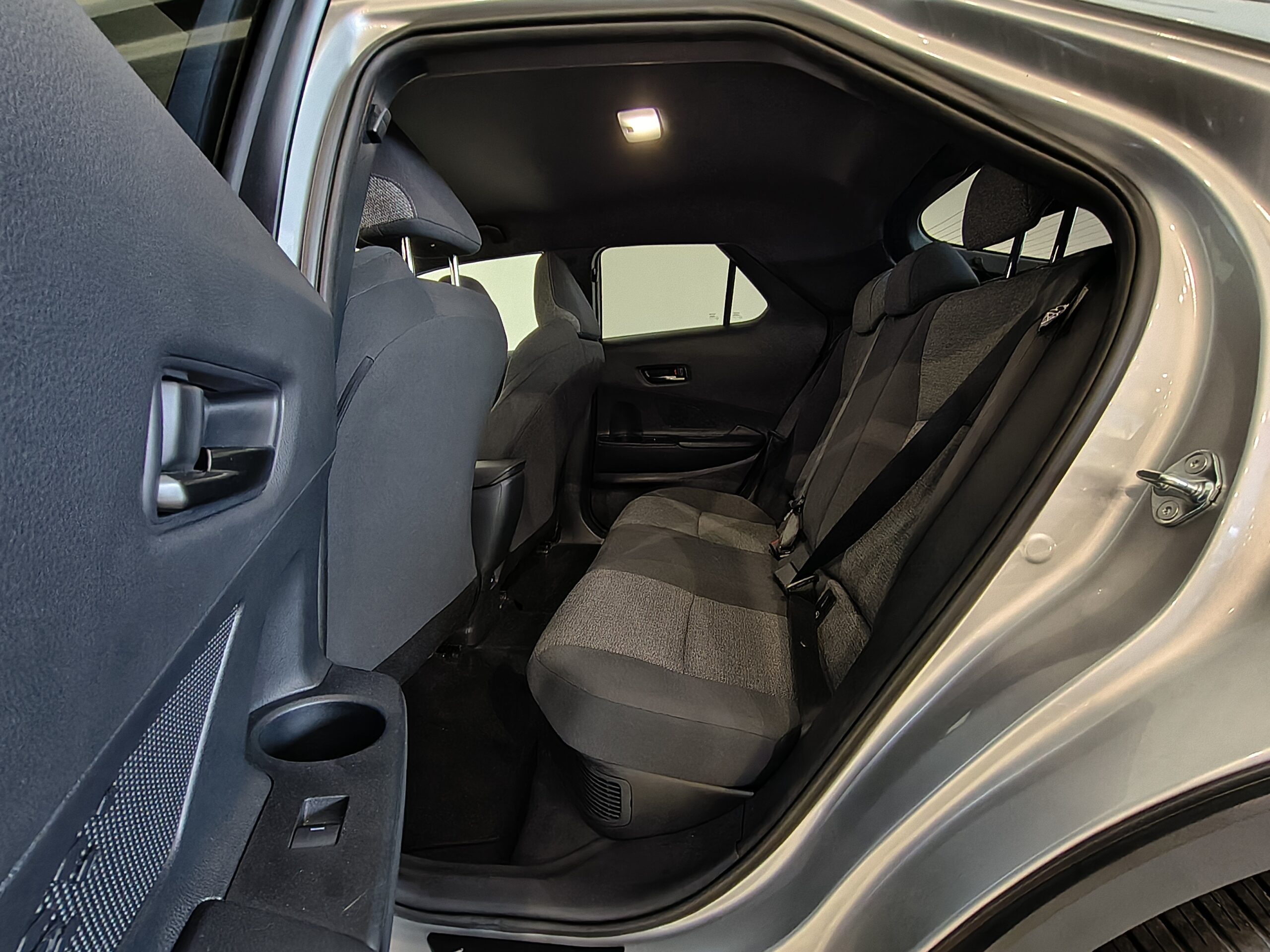TOYOTA C-HR - Imagen 12