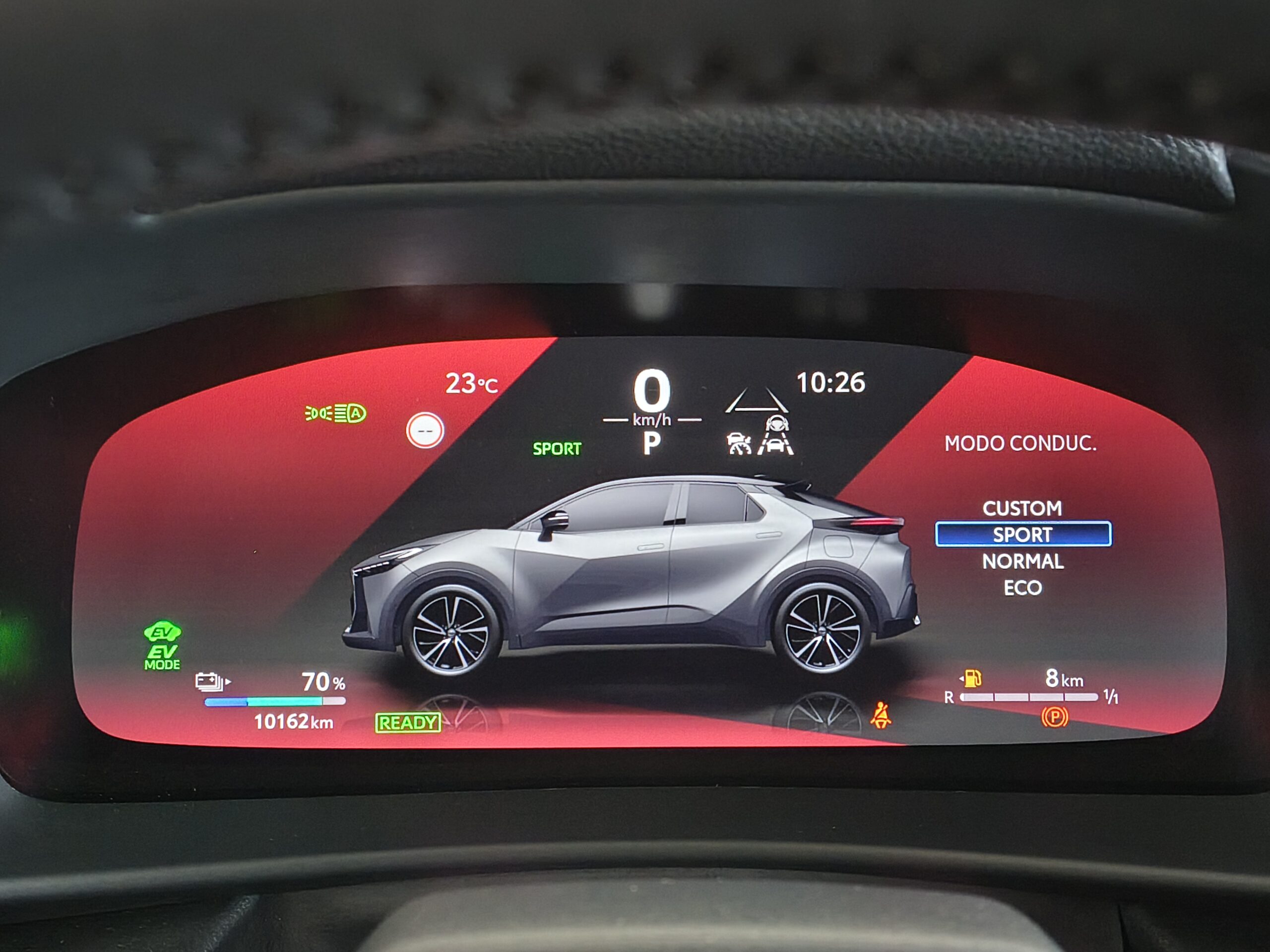 TOYOTA C-HR - Imagen 16