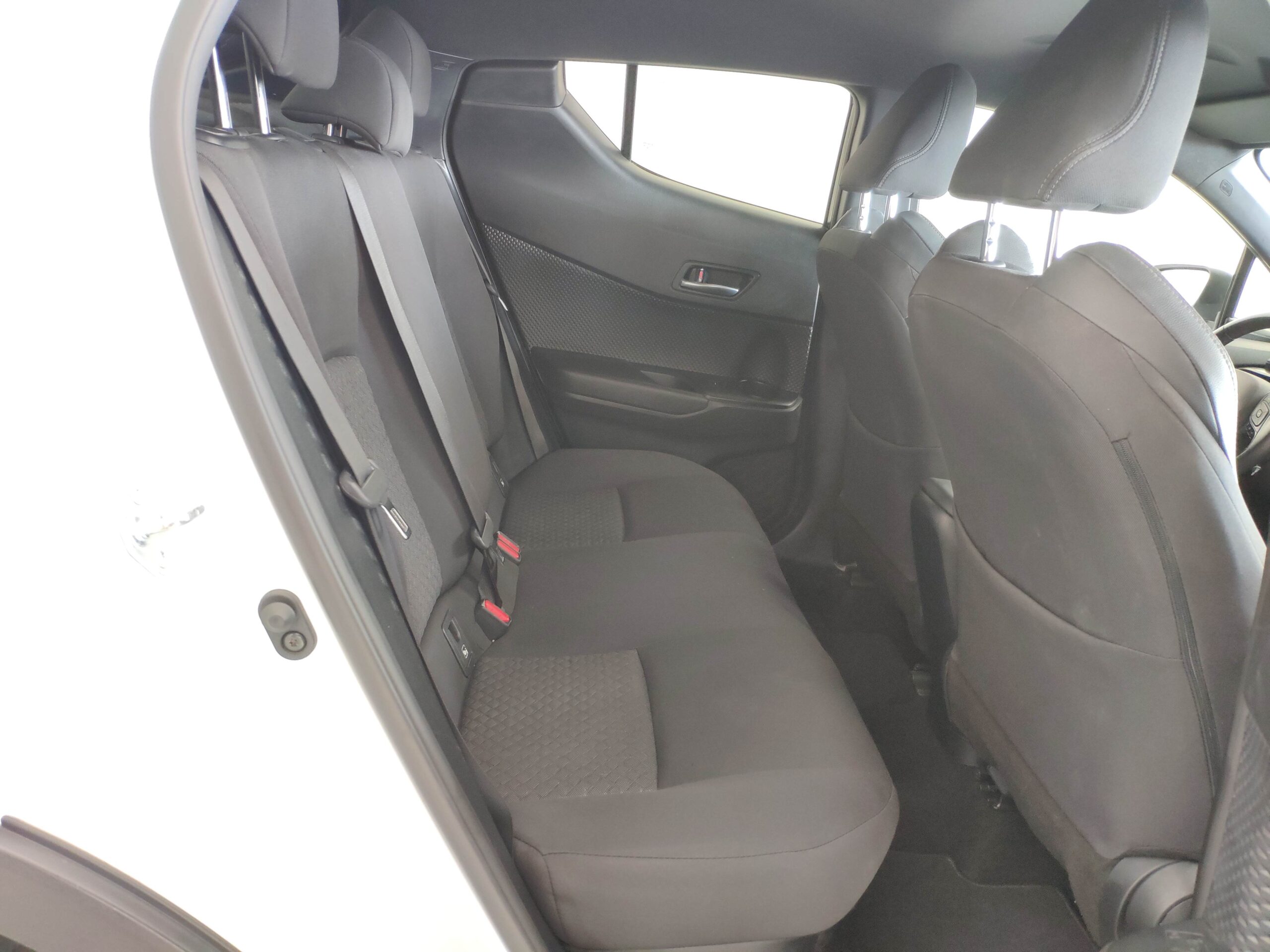 TOYOTA C-HR - Imagen 7