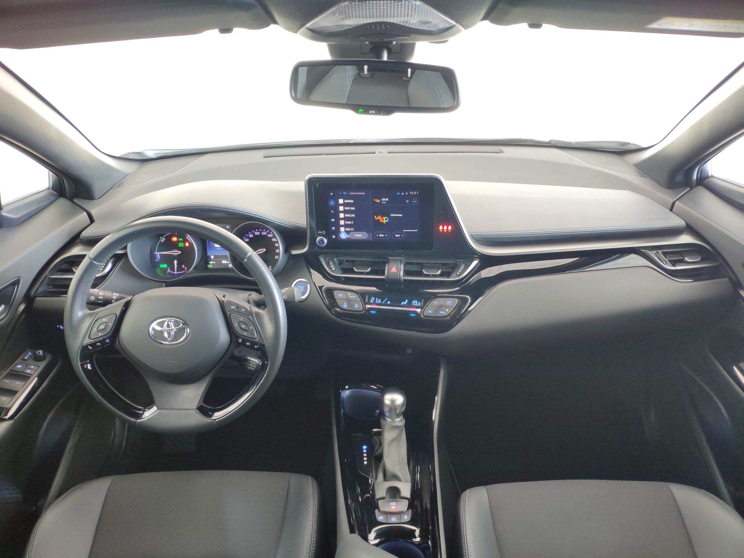 TOYOTA C-HR - Imagen 8