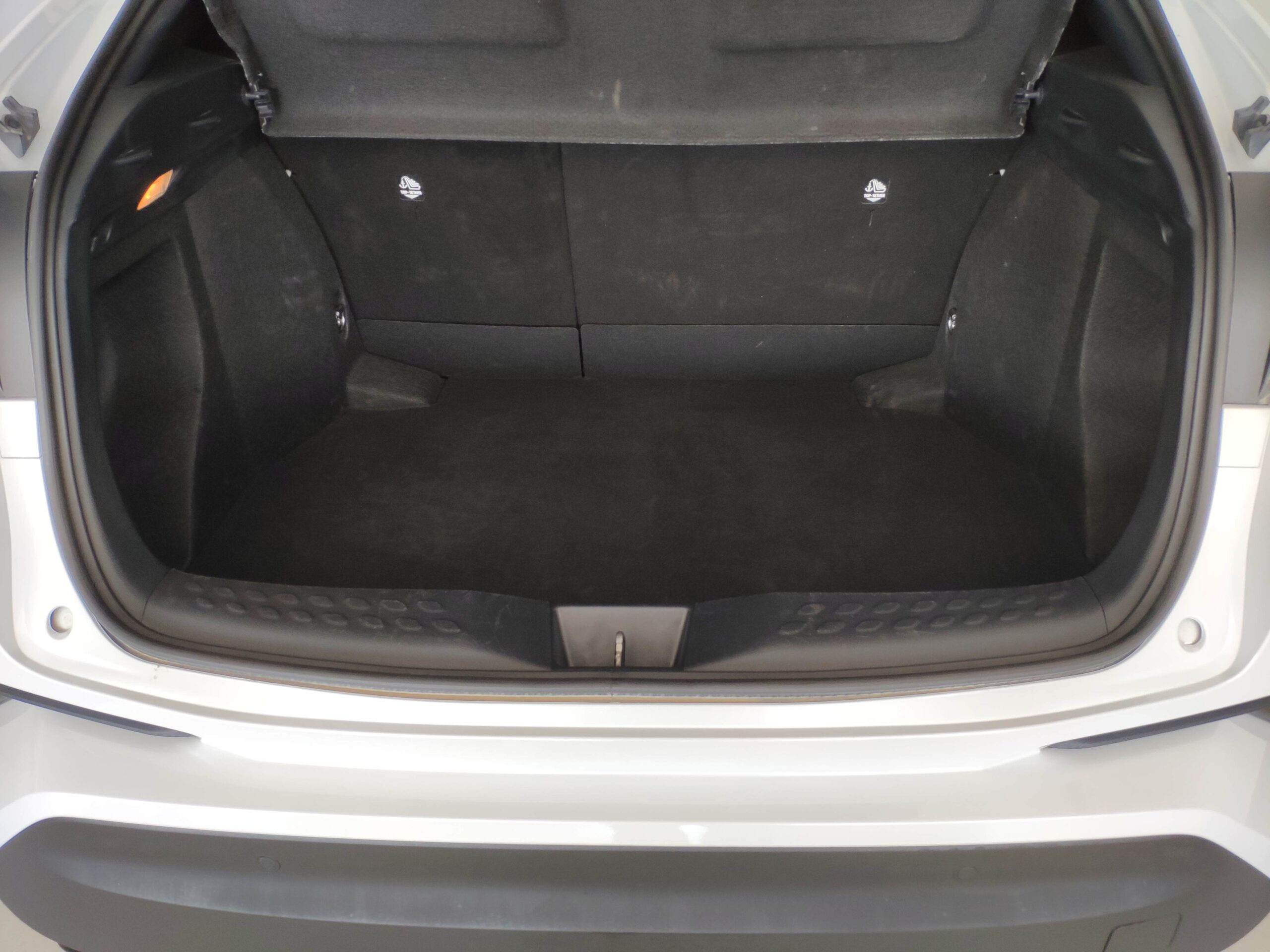 TOYOTA C-HR - Imagen 10