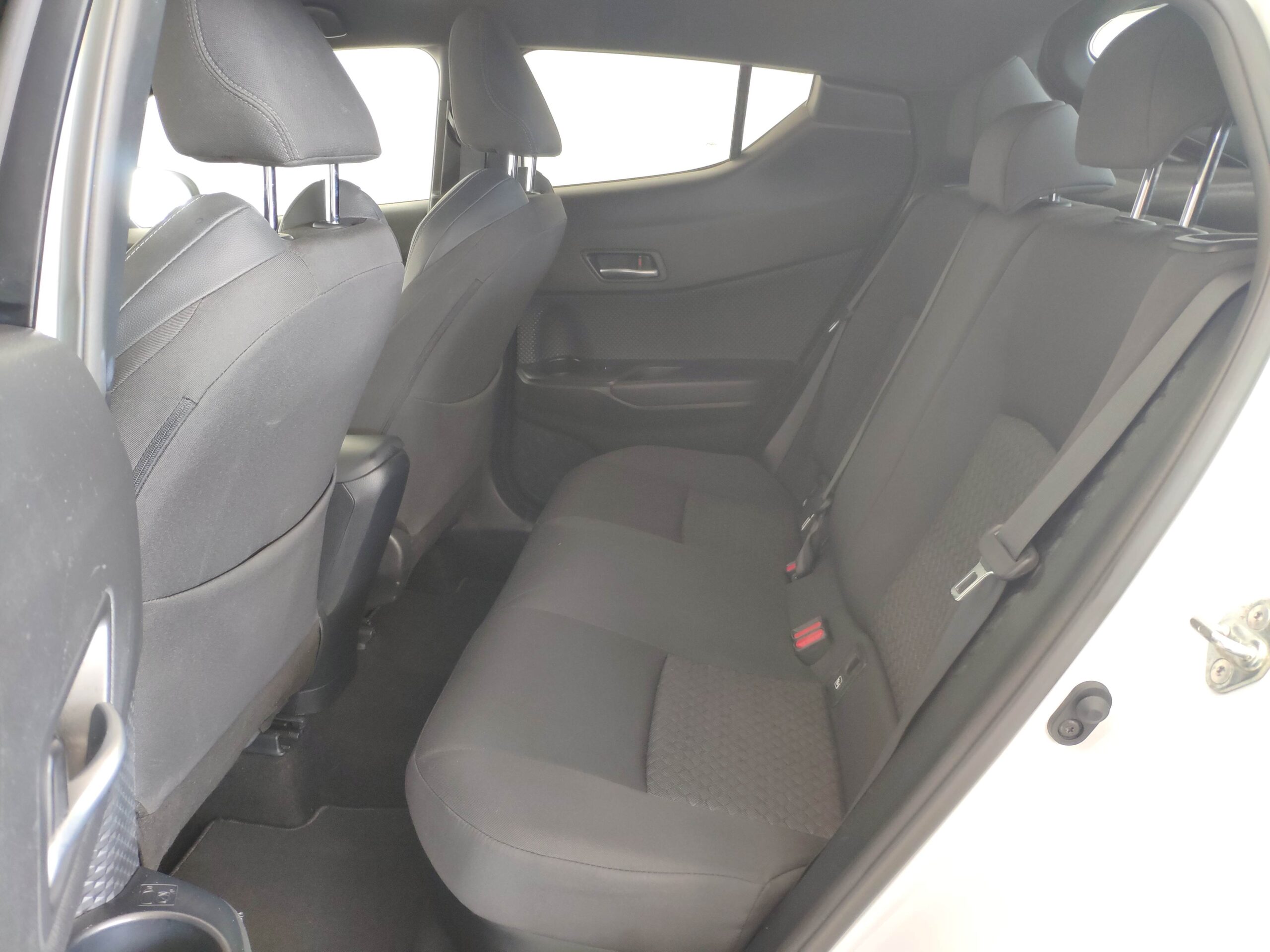 TOYOTA C-HR - Imagen 11