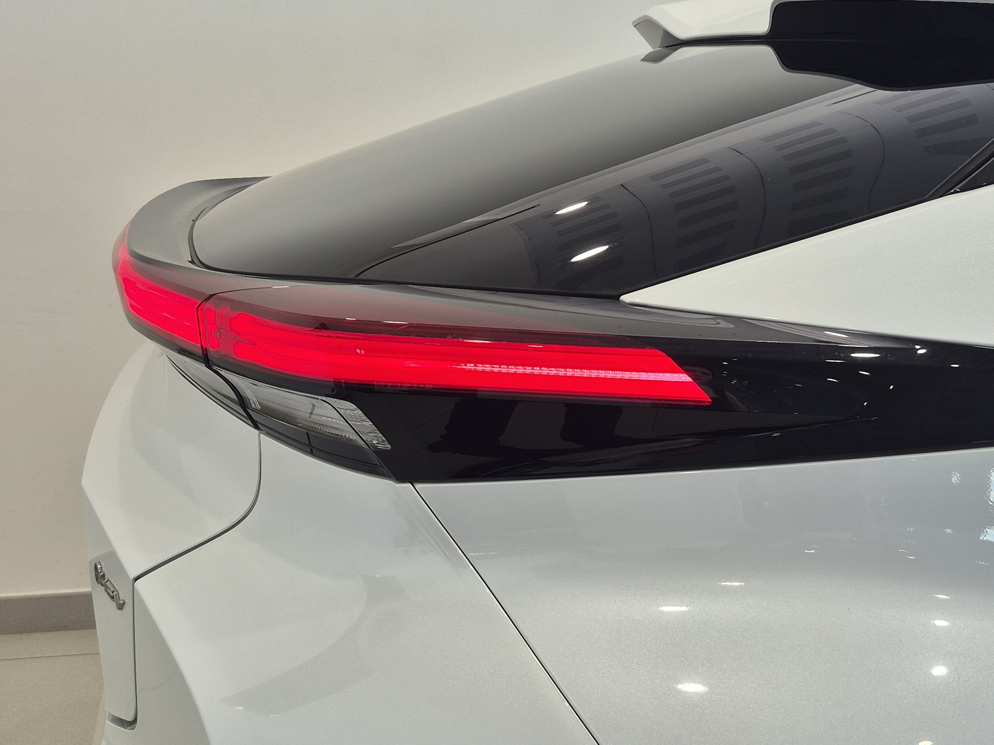 TOYOTA C-HR - Imagen 23