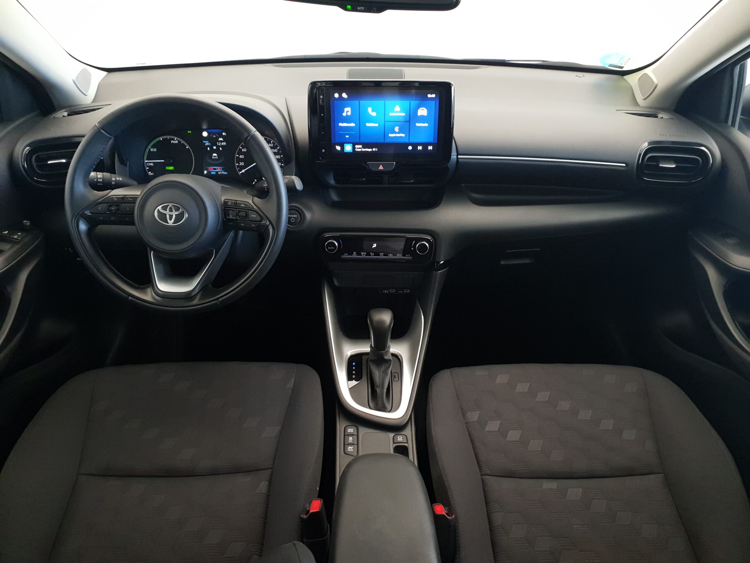 TOYOTA YARIS - Imagen 8