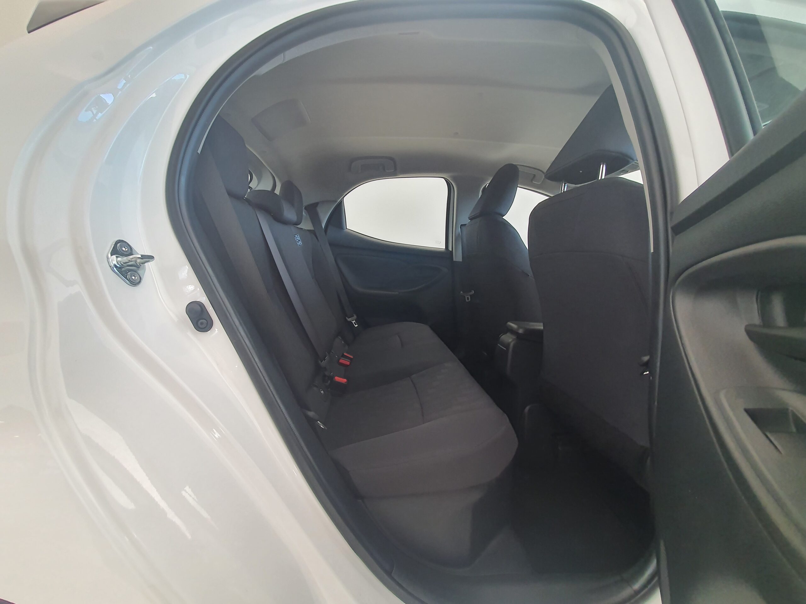 TOYOTA YARIS - Imagen 7