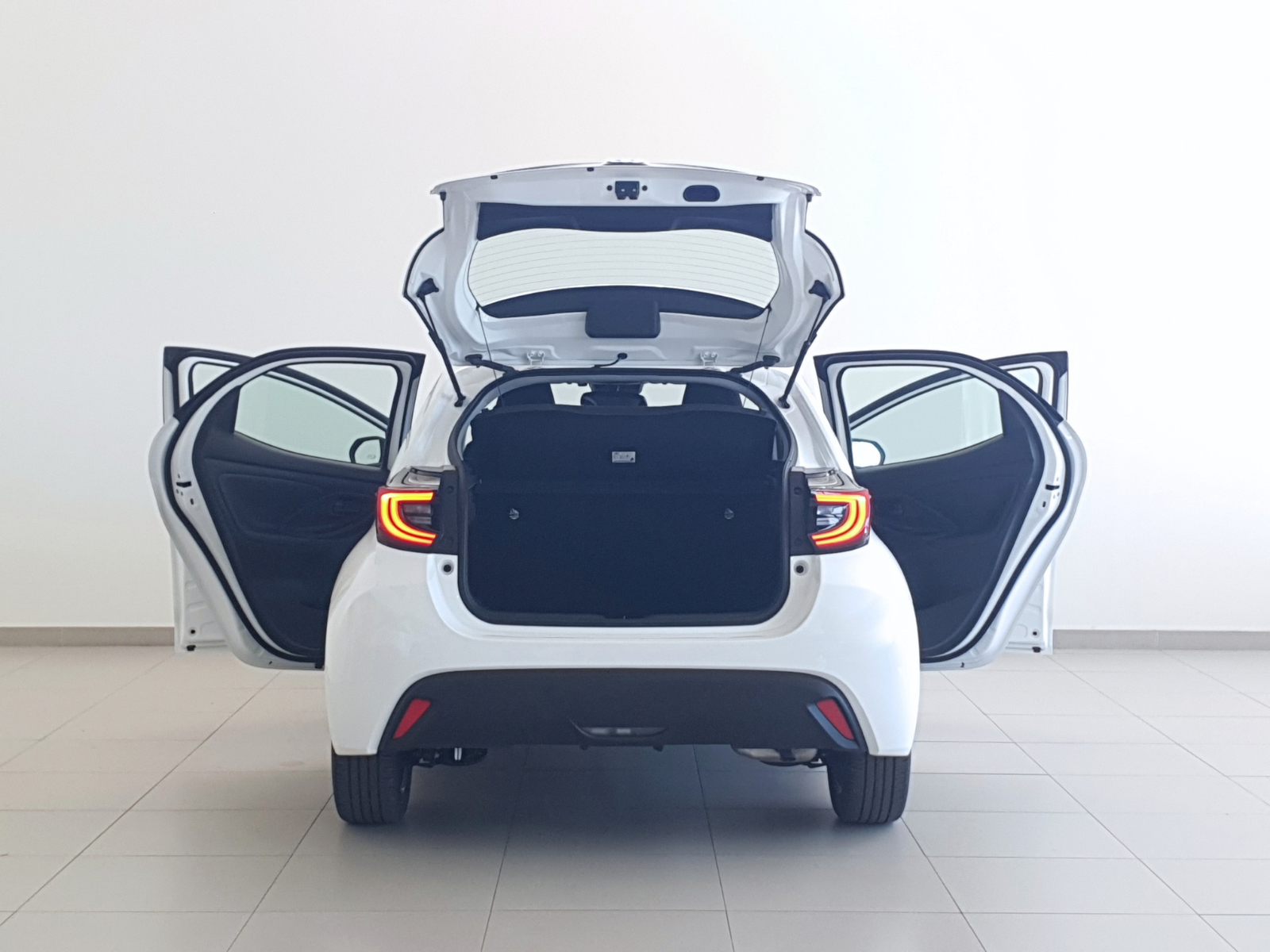 TOYOTA YARIS - Imagen 27
