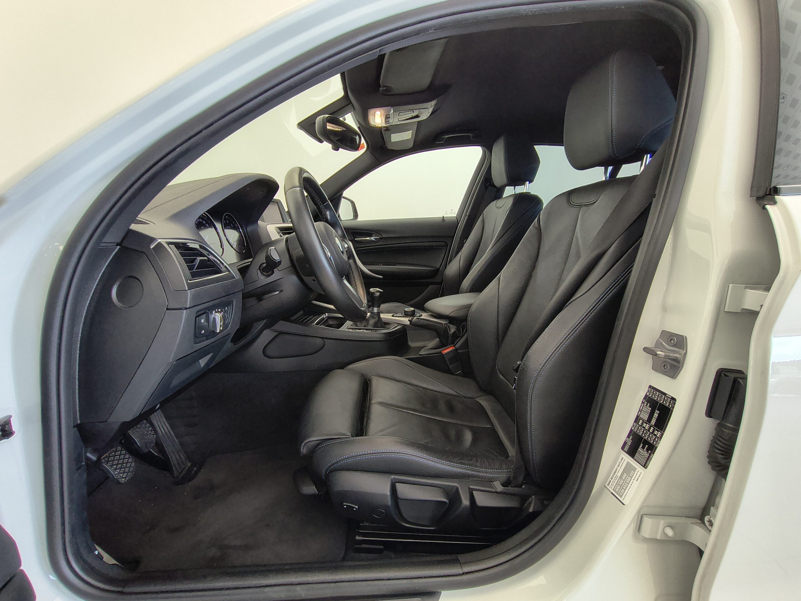 BMW SERIE 1 - Imagen 11