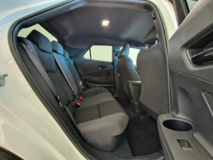 interior asientos lateral derecho posterior toyota CHR 220PH hibrido enchufable de ocasion