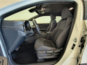 interior asientos lateral izquierdo anterior toyota CHR 220PH advance hibrido enchufable de ocasion Compostela Movil