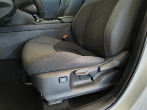 interior toyota CHR 220PH ADVANCE hibrido enchufable de ocasion