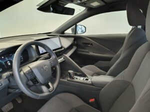 interior toyota CHR 220PH ADVANCE hibrido enchufable de ocasion