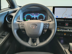 interior toyota CHR 220PH ADVANCE hibrido enchufable de ocasion