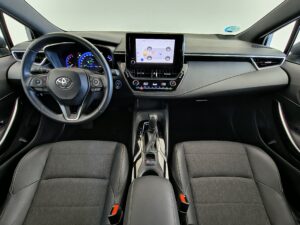 interior toyota corolla 125H Style vista salpicadero de ocasion