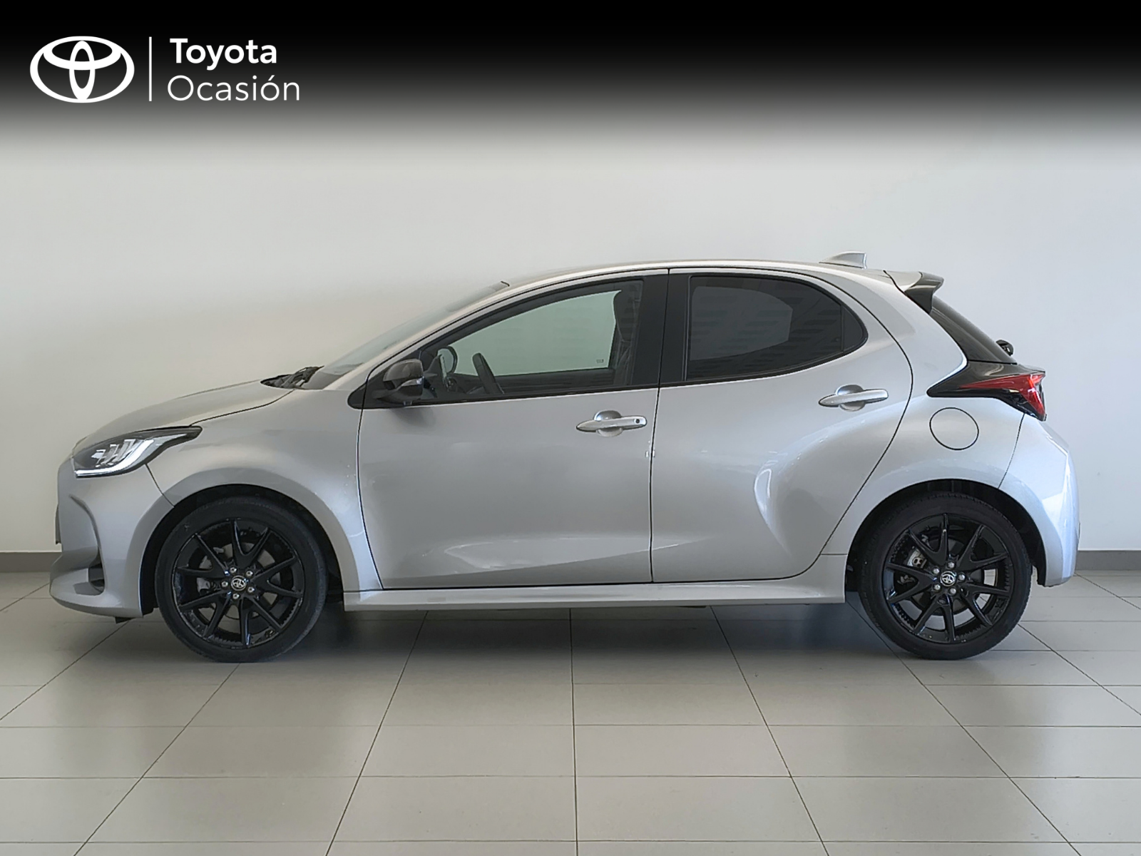 TOYOTA YARIS - Imagen 3