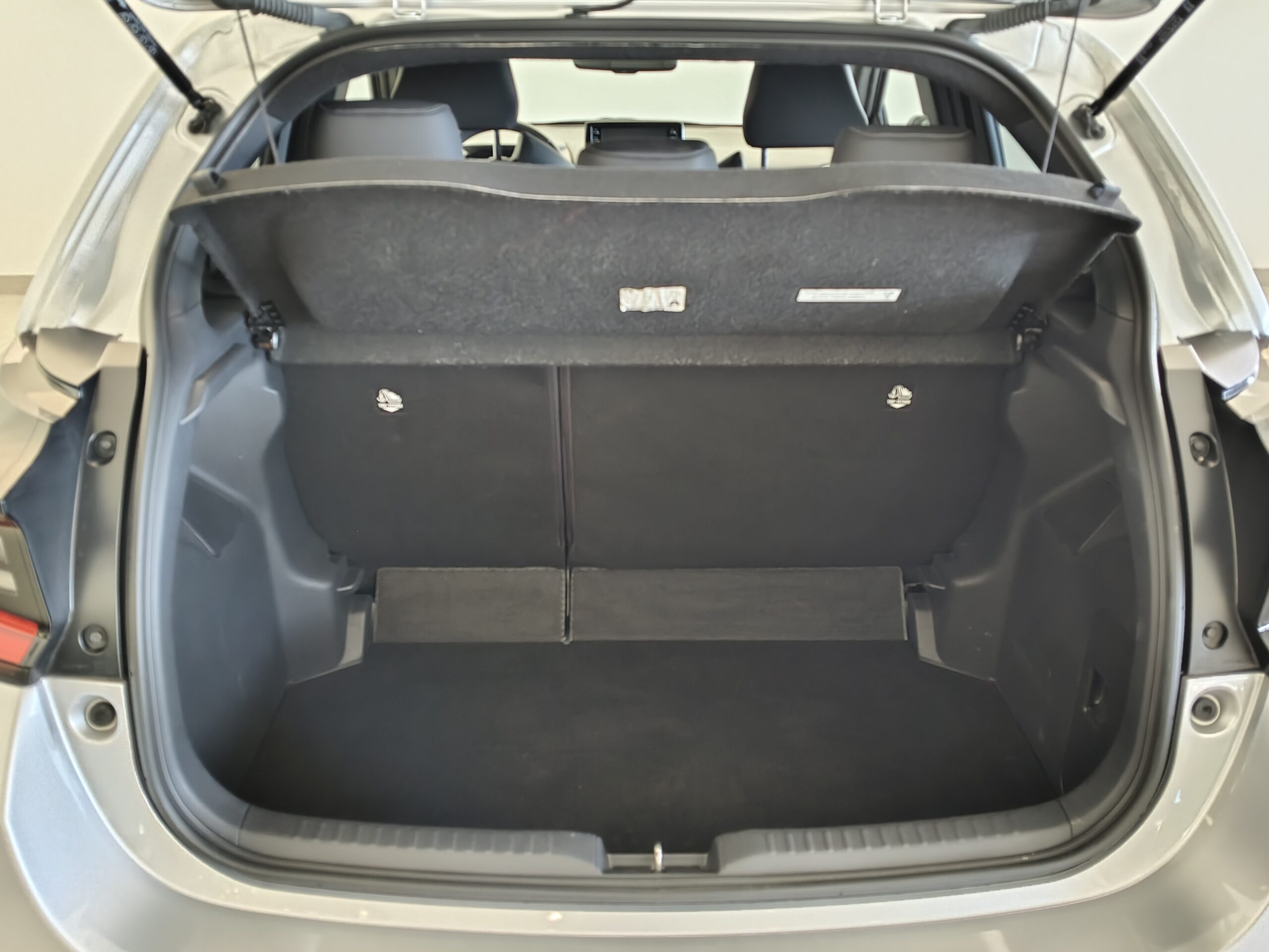 TOYOTA YARIS - Imagen 10