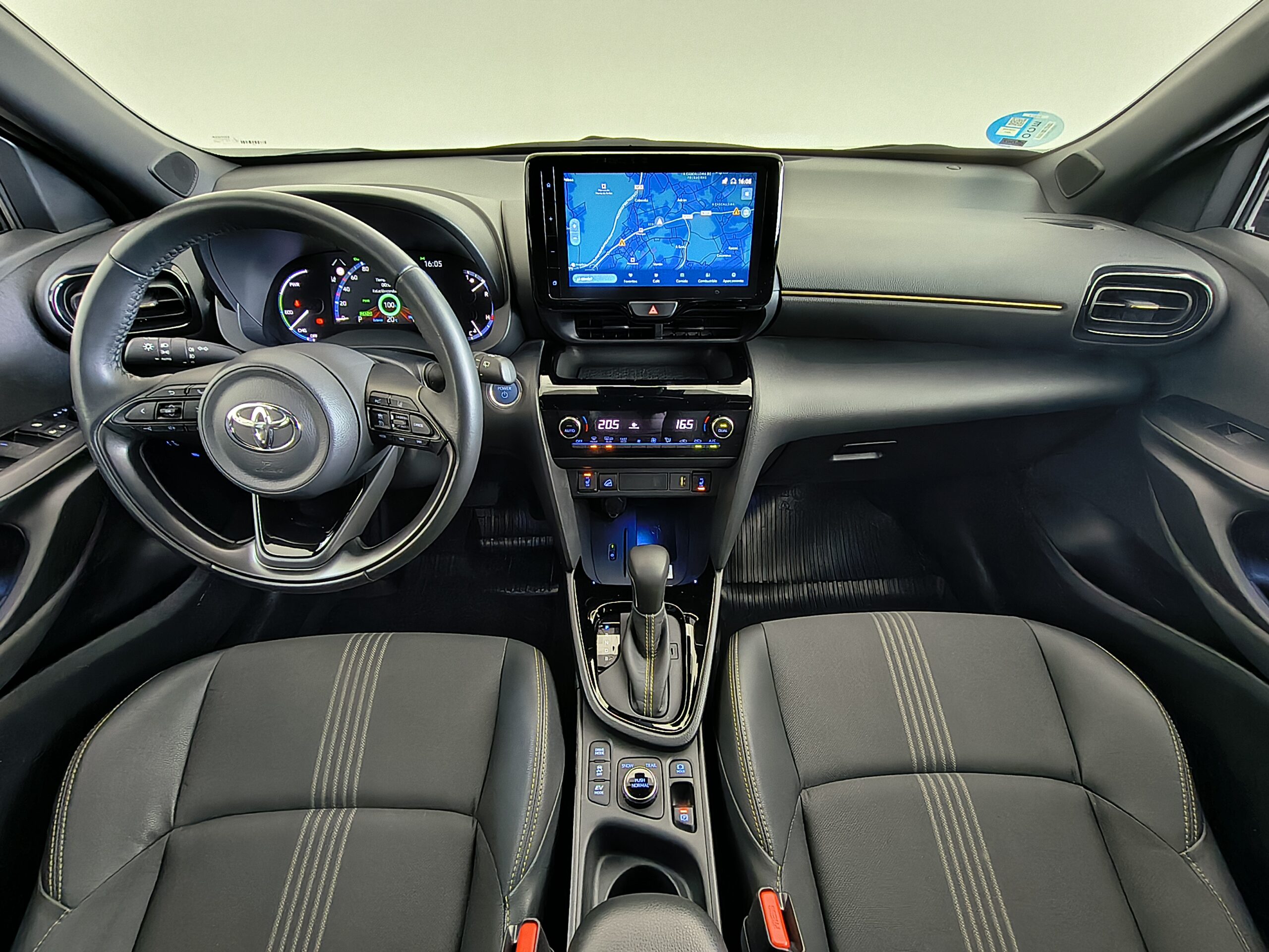 TOYOTA YARIS CROSS - Imagen 8