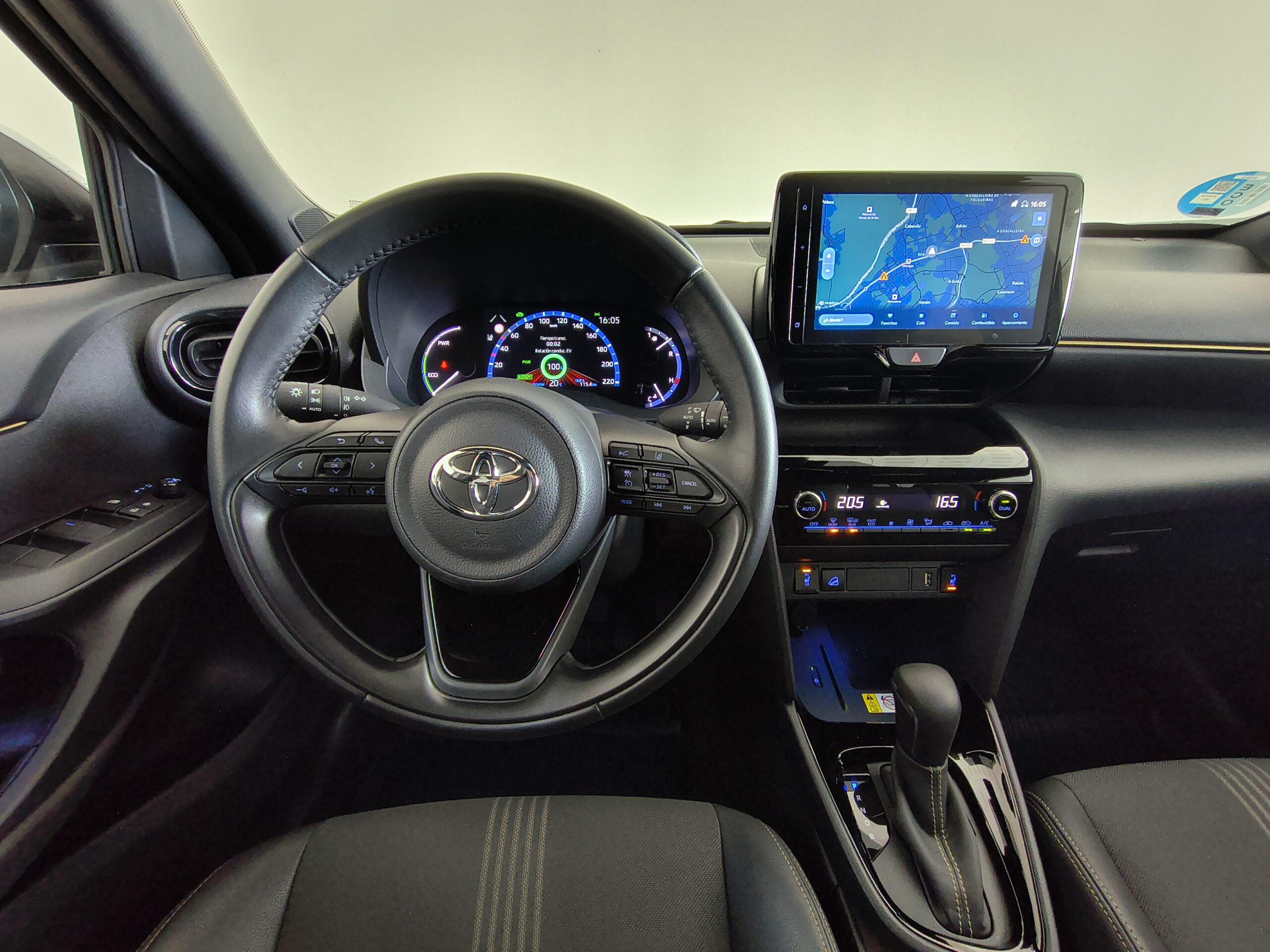 TOYOTA YARIS CROSS - Imagen 9