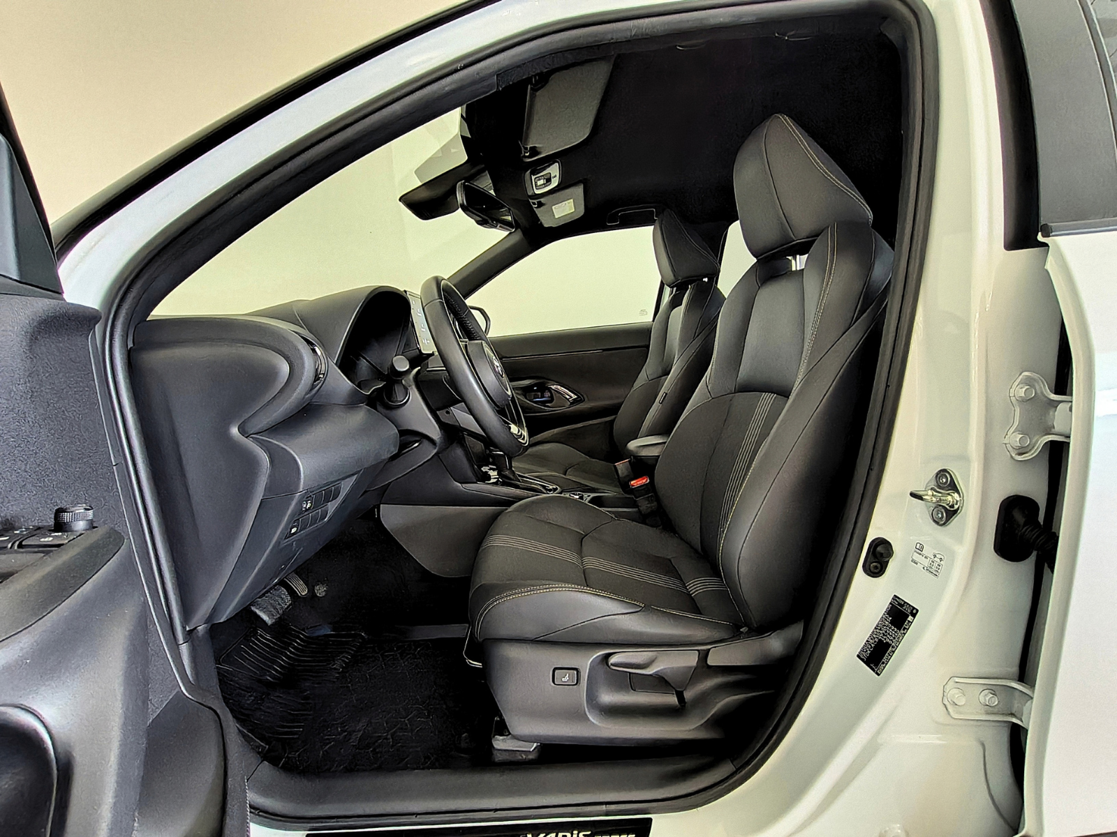 TOYOTA YARIS CROSS - Imagen 12