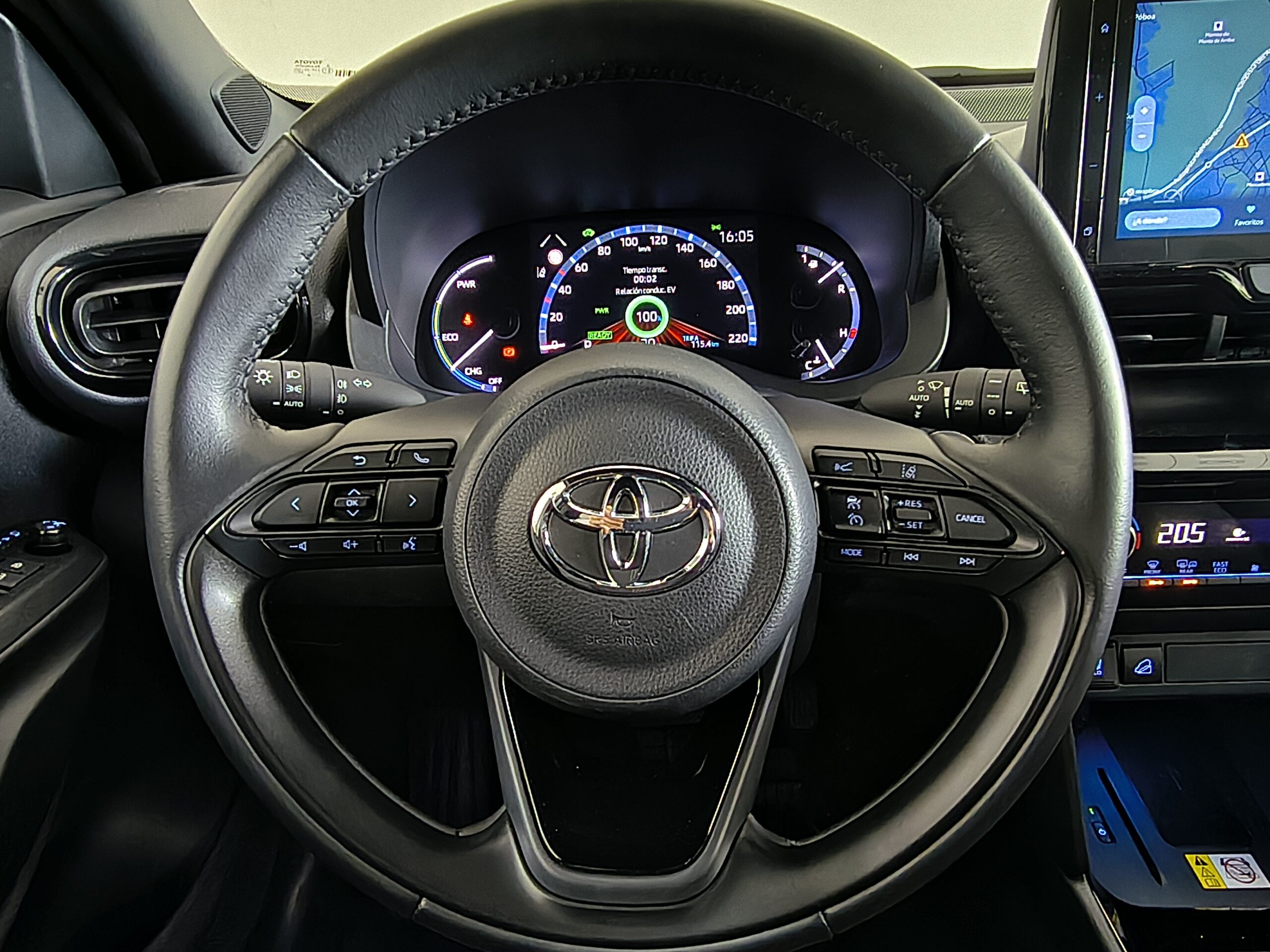 TOYOTA YARIS CROSS - Imagen 13